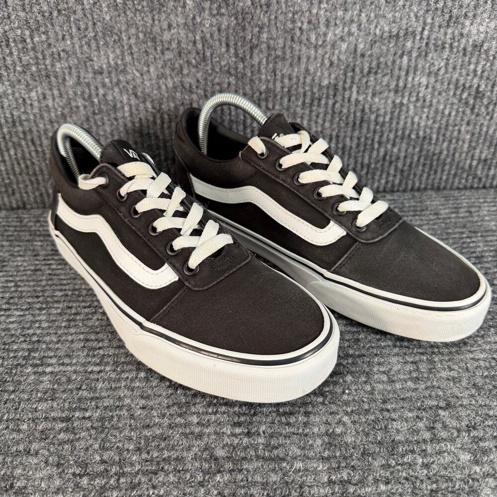Vans Old Skool Women’s 10 Black White Low Top Skate Sneakers Shoes